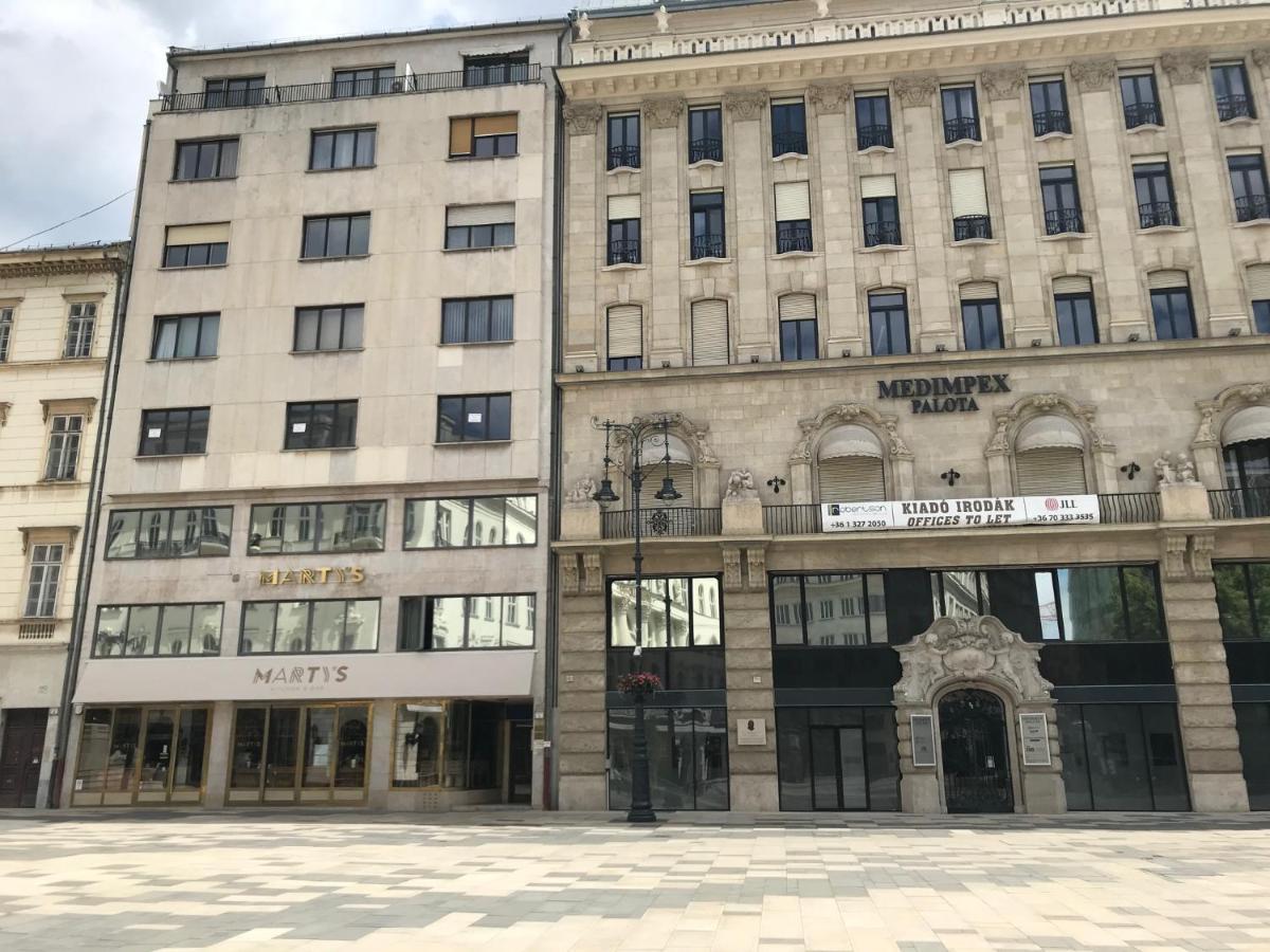 Studio Flat In The Center Of Budapeste Exterior foto