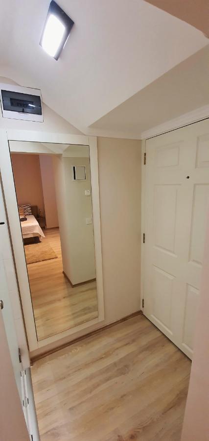 Studio Flat In The Center Of Budapeste Exterior foto